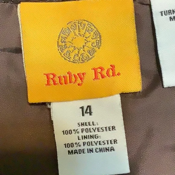 RUBY RD. Dark brown faux leather straight skirt, size 14 - Picture 4 of 6